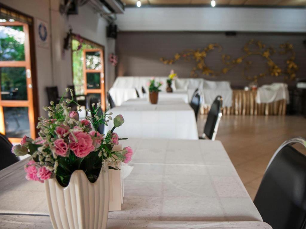 Chayada Garden House And Resort Hotel Nakhonratchasima Eksteriør billede