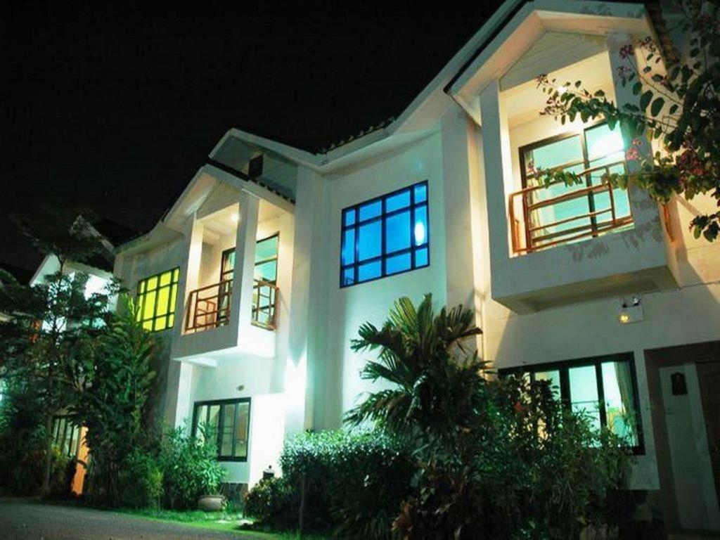 Chayada Garden House And Resort Hotel Nakhonratchasima Eksteriør billede