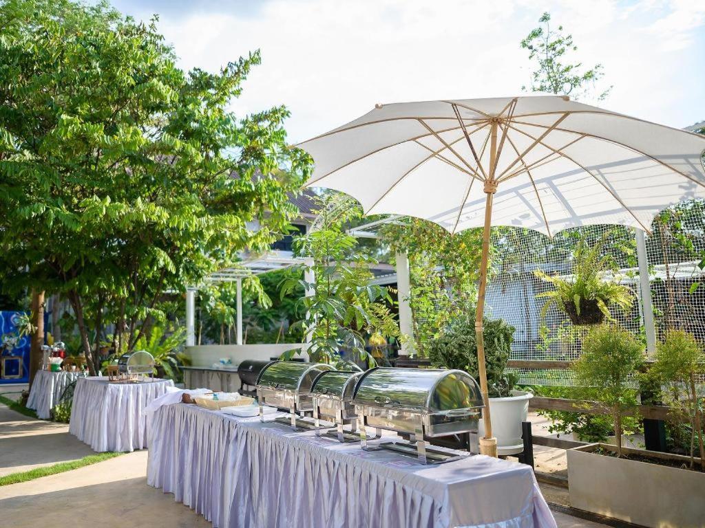 Chayada Garden House And Resort Hotel Nakhonratchasima Eksteriør billede